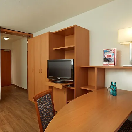 Sunday Wiesbaden Aparthotel 3*